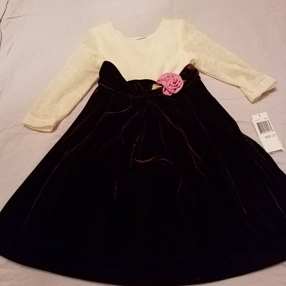 Laura Ashley Cream Maroon 2T Dress NWT